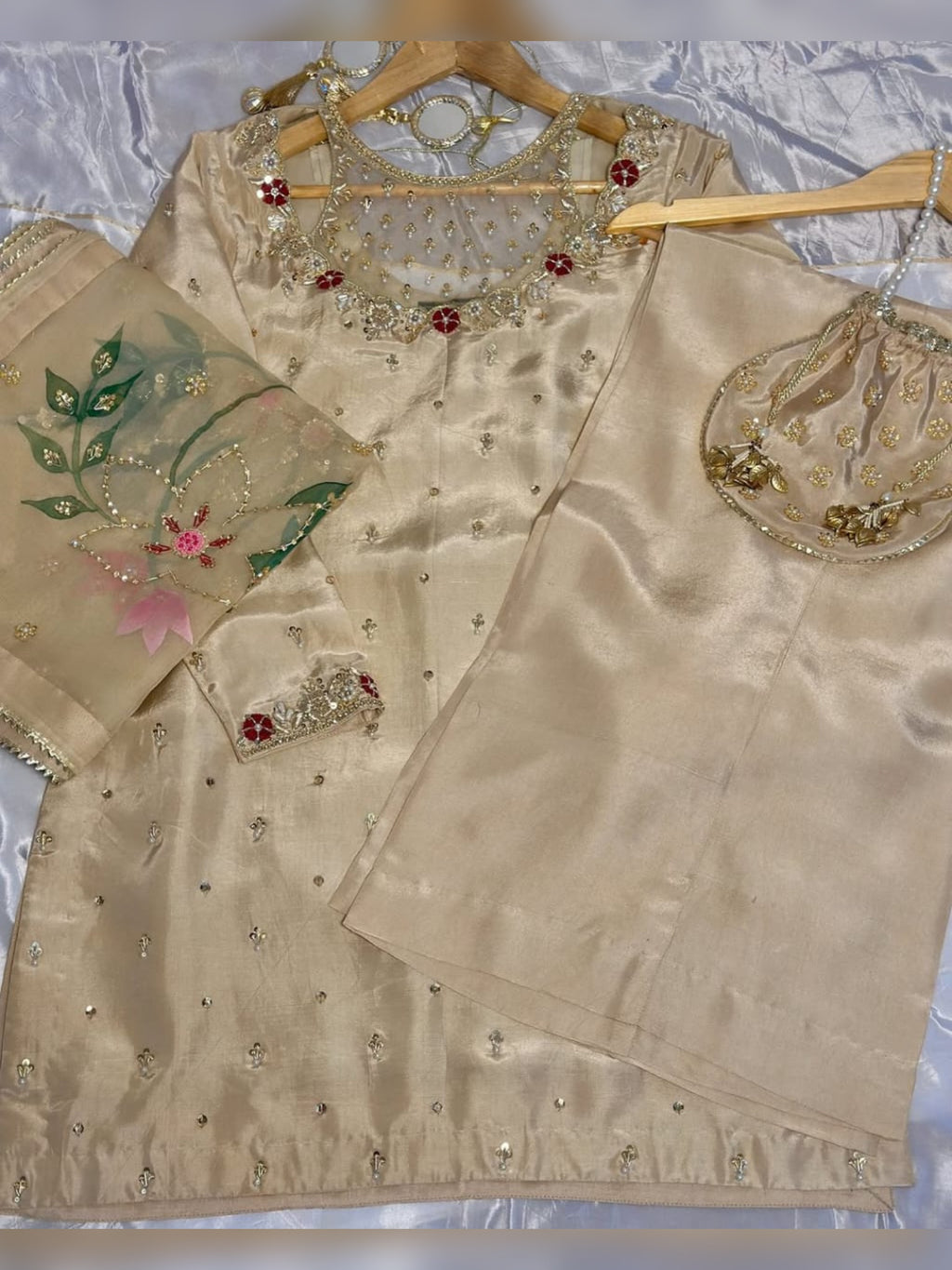3pc stitched| Beige wdora| Tusseles Silk