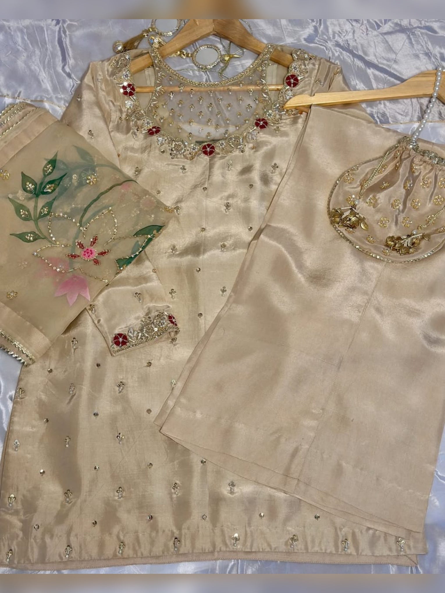 3pc stitched| Beige wdora| Tusseles Silk