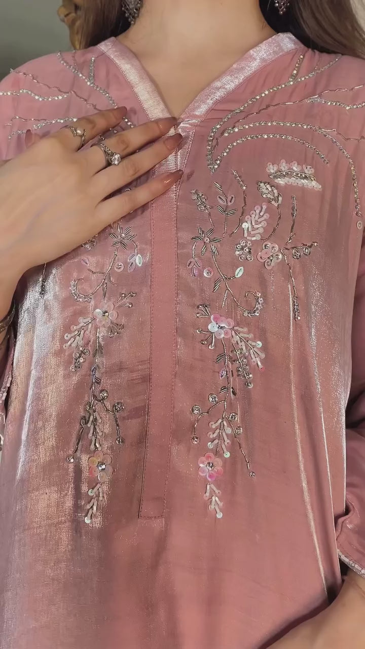 T.pink wedora