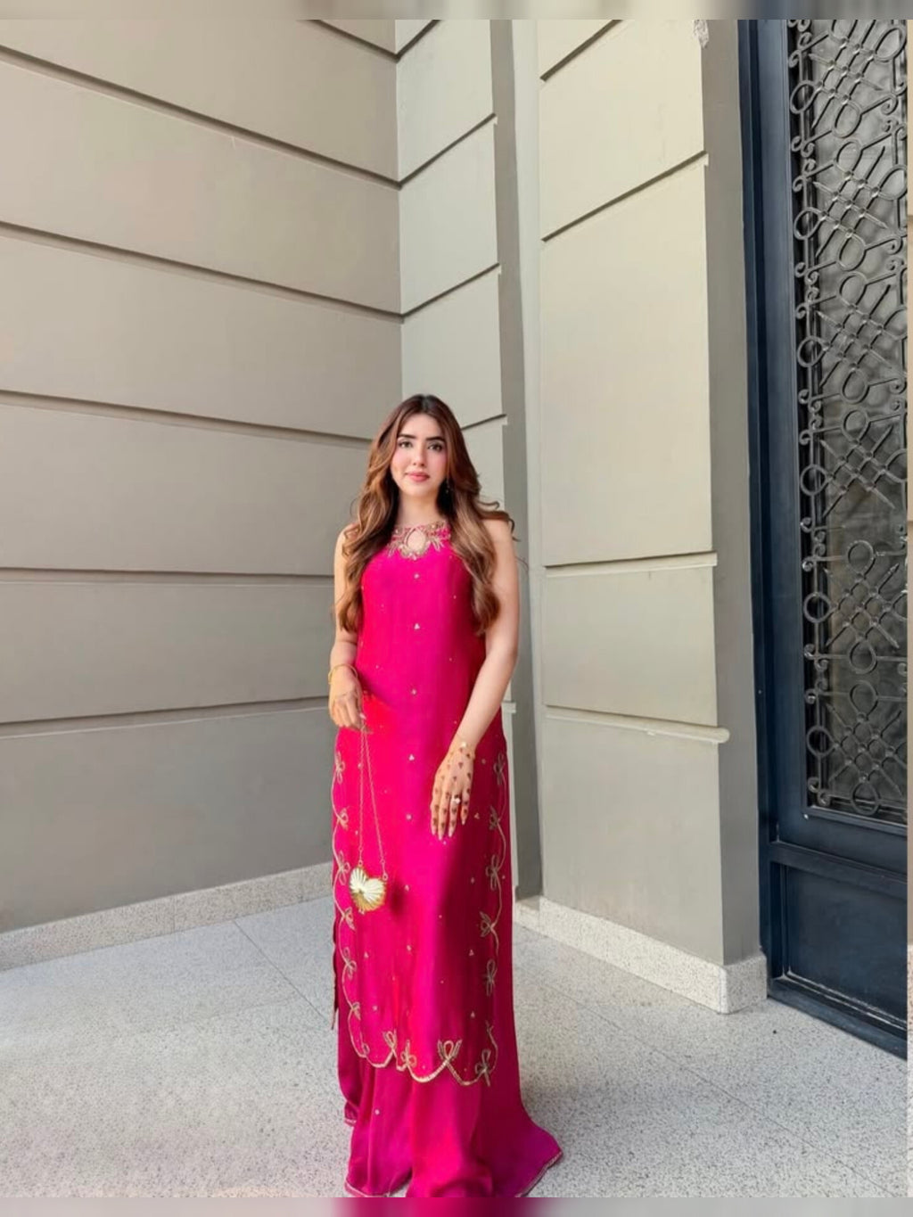 Pink wedora