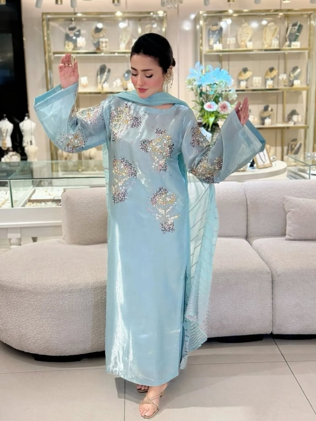 Blue Floral Wedora