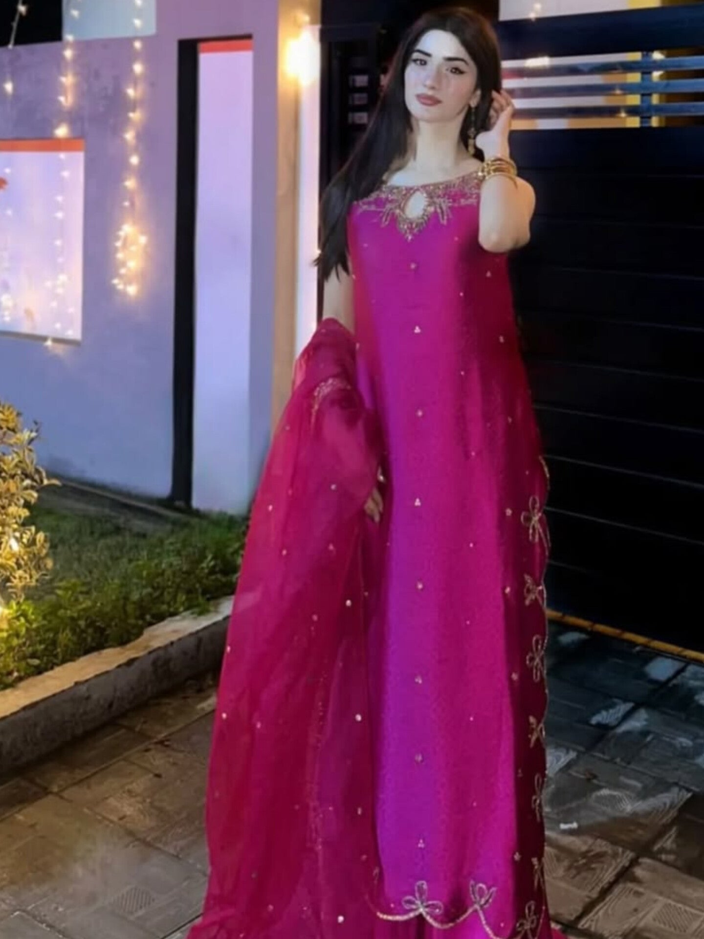 Pink wedora