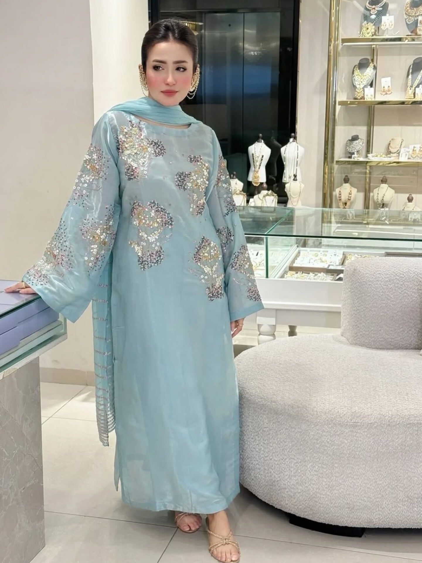 Blue Floral Wedora